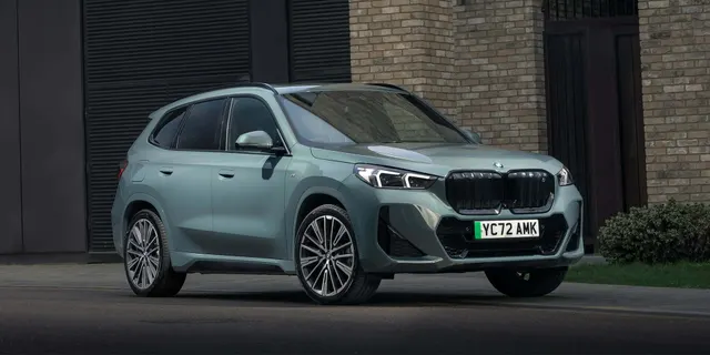 BMW iX1