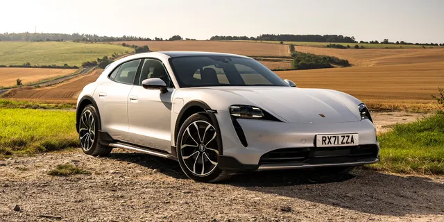 Porsche Taycan Cross Turismo